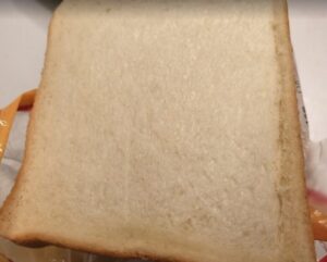 ゲンキー　小麦のひかり　 食パン