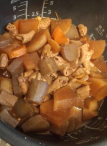 炊飯器　代用　もつ煮込み　