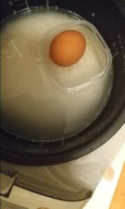 炊飯器　ゆで卵